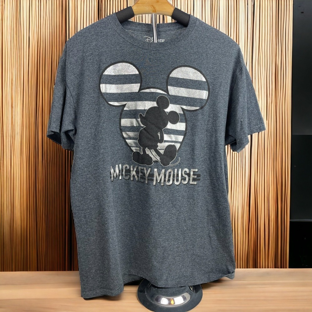 Disney Mickey Mouse T-Shirt Size Medium Chest Size 20 Inches‎ Gray